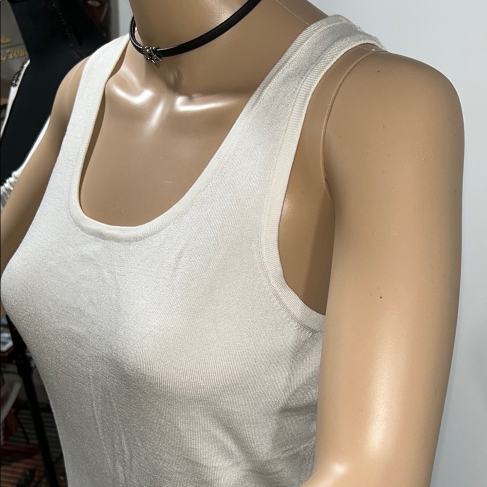 Adrienne Vittadini White Fitted Sleeveless Tank Top